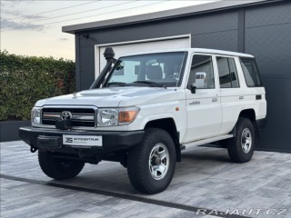 Toyota Land Cruiser 4,2 D 130PS HZJ76 LX 4x4 2013