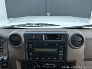 Toyota Land Cruiser 4,2 D 130PS HZJ76 LX 4x4 2013