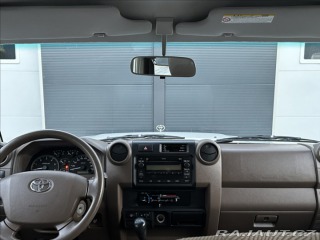 Toyota Land Cruiser 4,2 D 130PS HZJ76 LX 4x4 2013