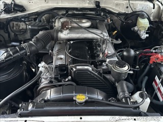 Toyota Land Cruiser 4,2 D 130PS HZJ76 LX 4x4 2013