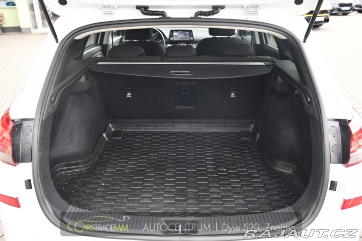 Hyundai i30 1.6CRDi SMART KAMERA CARP 2021