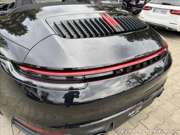 Porsche 911 992 Carrera S Sport chron 2019