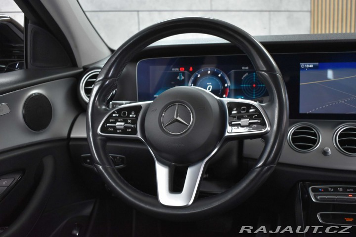 Mercedes-Benz E E 220d AVANTGARDE*DPH*ČR* 2021