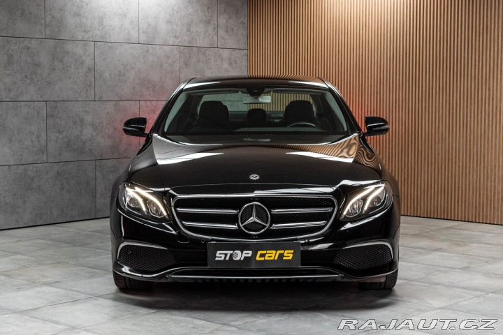 Mercedes-Benz E E 220d AVANTGARDE*DPH*ČR* 2021
