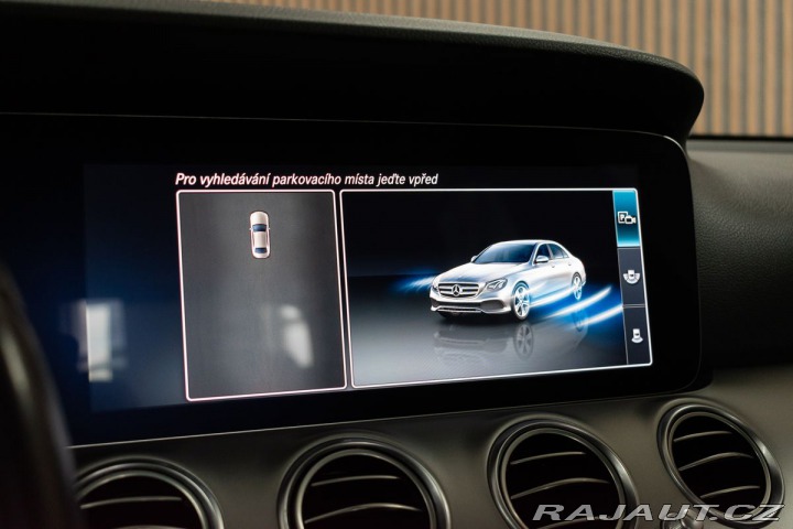 Mercedes-Benz E E 220d AVANTGARDE*DPH*ČR* 2021