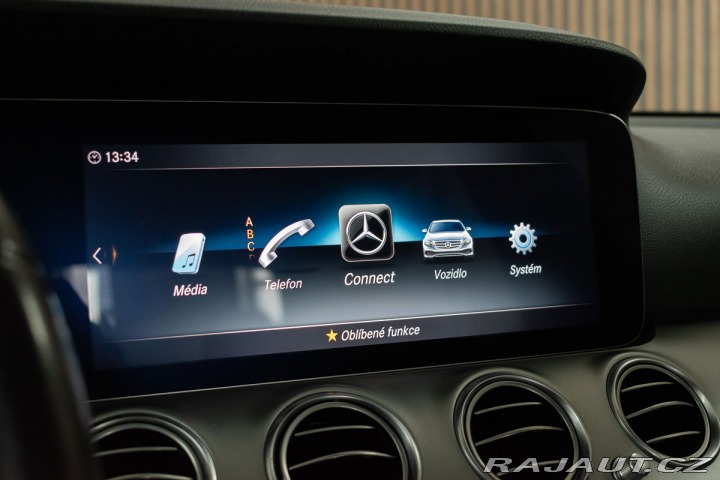 Mercedes-Benz E E 220d AVANTGARDE*DPH*ČR* 2021