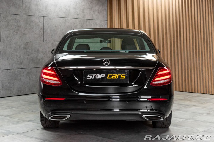 Mercedes-Benz E E 220d AVANTGARDE*DPH*ČR* 2021