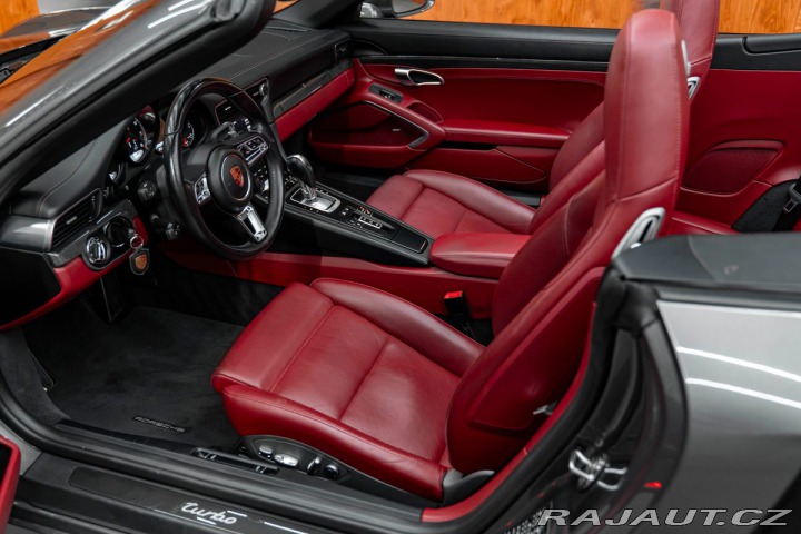 Porsche 911 Turbo 2017