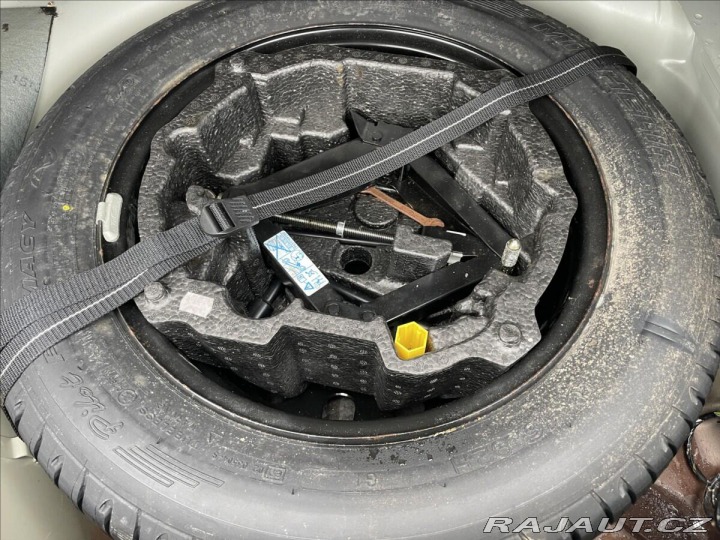 Peugeot 407 2,0 Hdi 100kw ESP Tempoma 2005