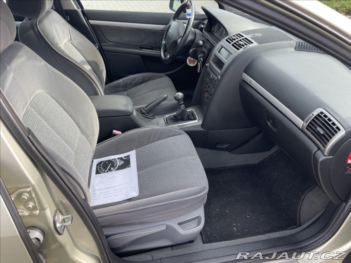 Peugeot 407 2,0 Hdi 100kw ESP Tempoma 2005