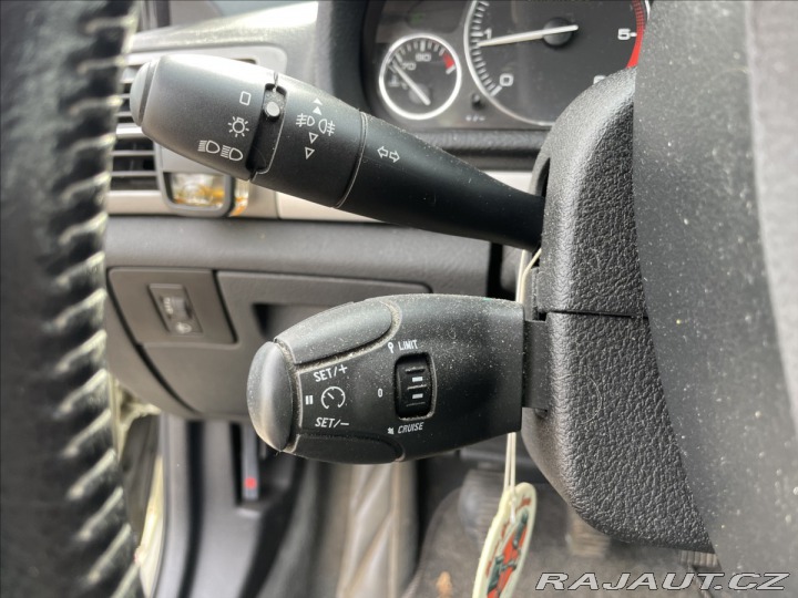 Peugeot 407 2,0 Hdi 100kw ESP Tempoma 2005