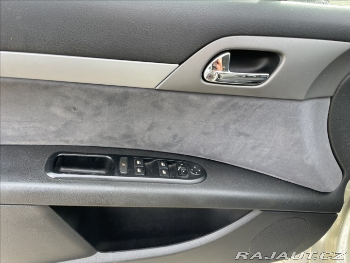 Peugeot 407 2,0 Hdi 100kw ESP Tempoma 2005