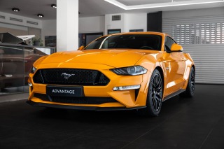 Ford Mustang 5.0 V8 GT Fastback 1.maji