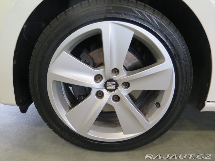 Seat Leon 2.0TDI FR,klima,navi,serv 2015