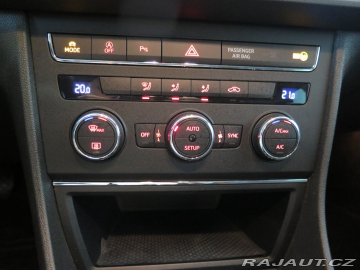 Seat Leon 2.0TDI FR,klima,navi,serv 2015