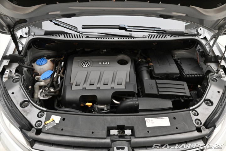 Volkswagen Touran 2,0 TDI 103 kW DSG Comfor 2015