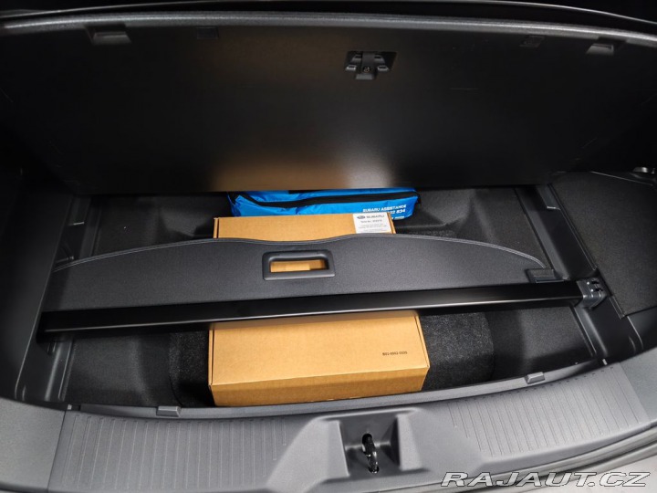 Subaru Ostatní modely E-Outback TOURING 4X4 AWD, Možno ob 2026