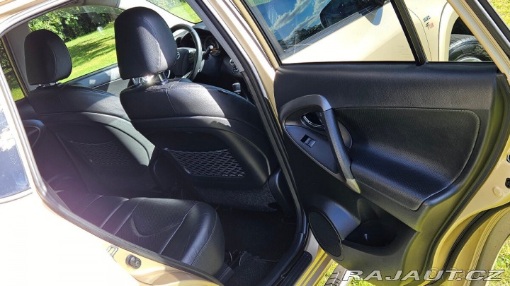 Toyota RAV4 2,0 4x4 LPG, 116 kW, KŮ 2009