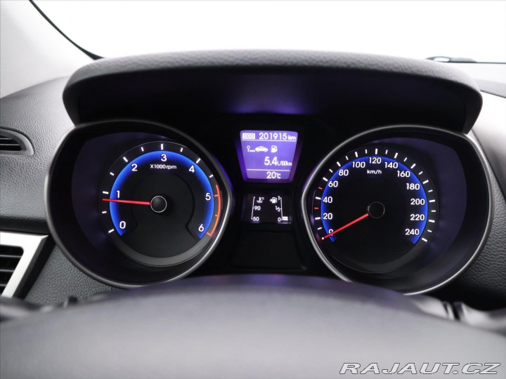 Hyundai i30 1,6 CRDi 81kW Trikolor 2013