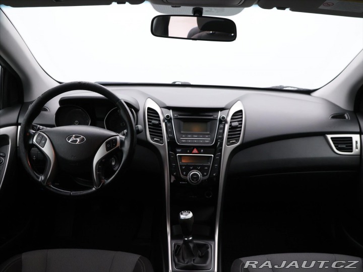 Hyundai i30 1,6 CRDi 81kW Trikolor 2013