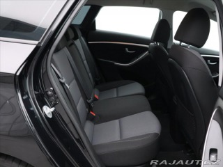 Hyundai i30 1,6 CRDi 81kW Trikolor 2013
