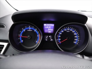 Hyundai i30 1,6 CRDi 81kW Trikolor 2013