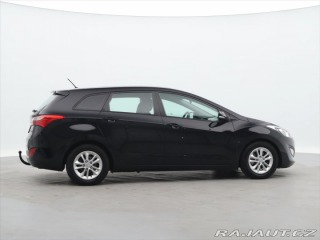 Hyundai i30 1,6 CRDi 81kW Trikolor 2013
