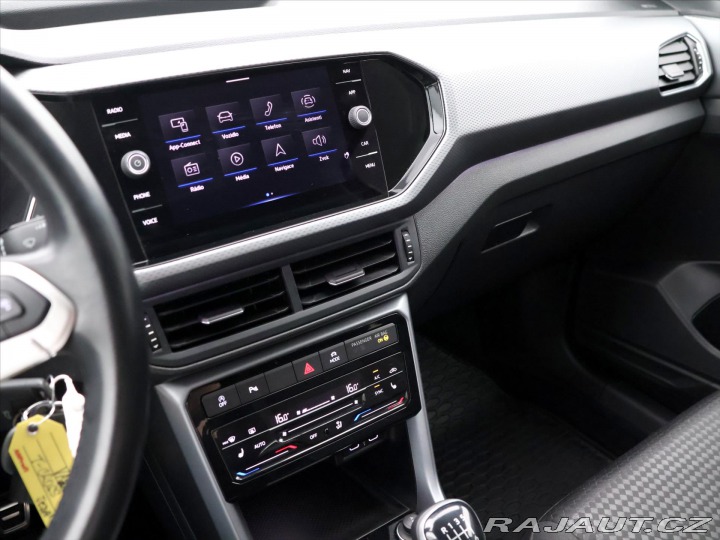 Volkswagen T-Cross 1,0 TSI 81kW Life Aut.kli 2022