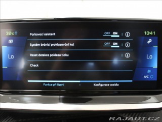 Peugeot 2008 0,1 100kW e-Allure 1.maj. 2022