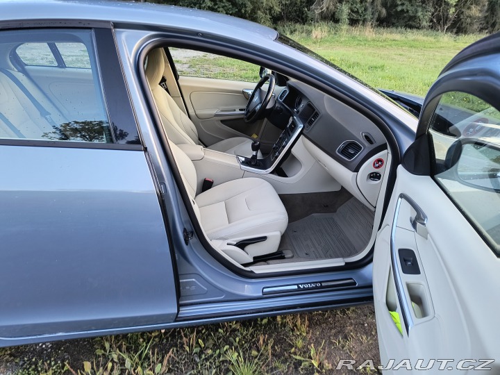 Volvo S60  2010