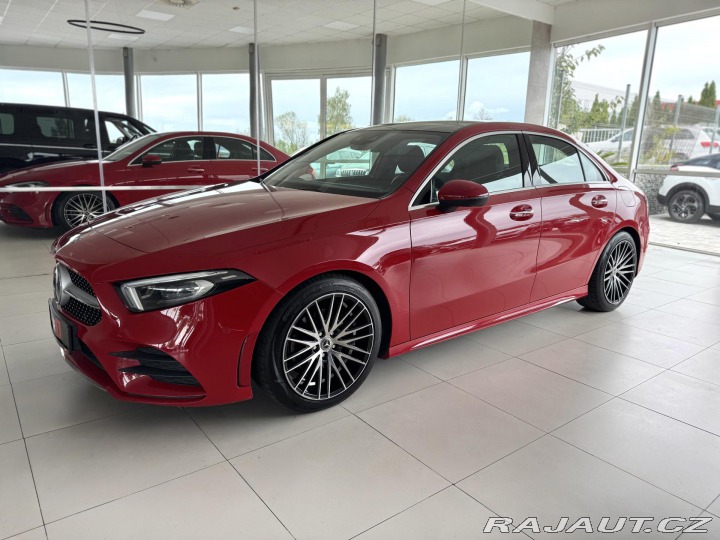Mercedes-Benz A 200 AMG AUT*Panorama*Dist 2020