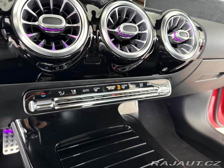 Mercedes-Benz A 200 AMG AUT*Panorama*Dist 2020