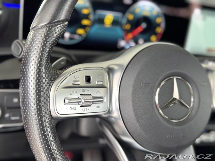 Mercedes-Benz A 200 AMG AUT*Panorama*Dist 2020
