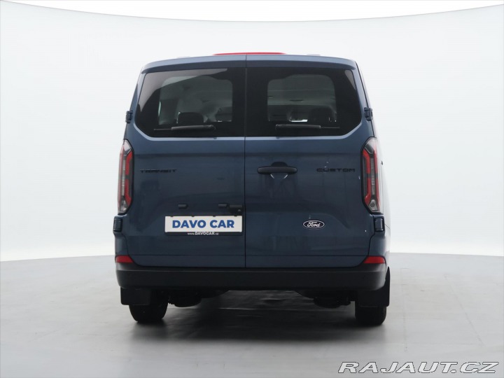 Ford Transit Custom 2,0 EB 110kW 8-Míst LED C 2025