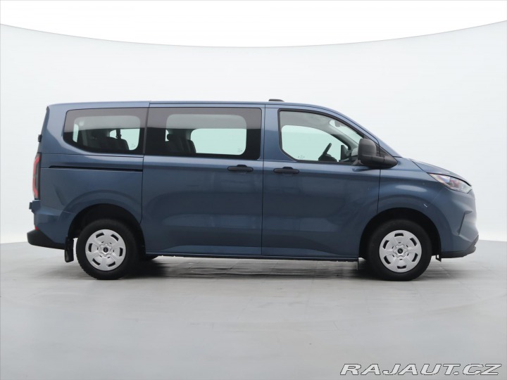 Ford Transit Custom 2,0 EB 110kW 8-Míst LED C 2025