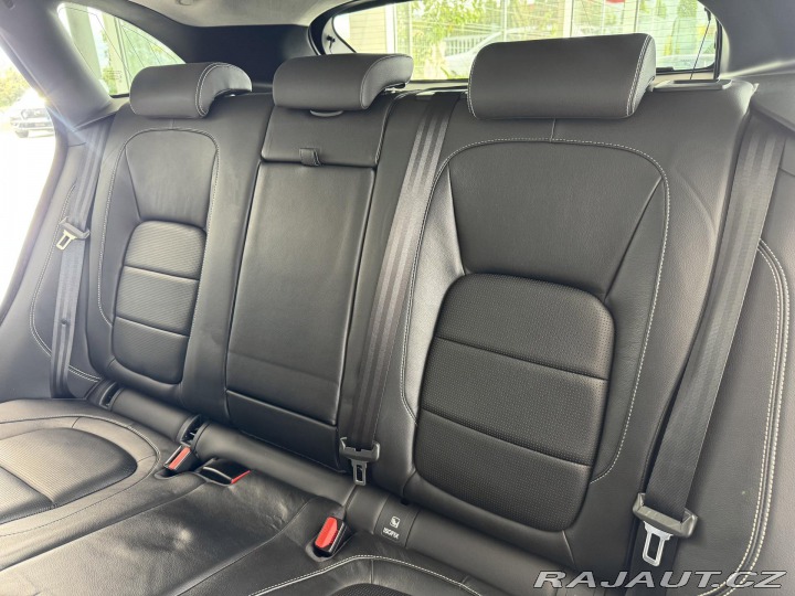 Jaguar F-Pace 30d S*AWD*Max.Výb*Webasto 2017