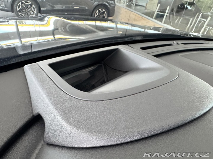 Jaguar F-Pace 30d S*AWD*Max.Výb*REZERVA 2017