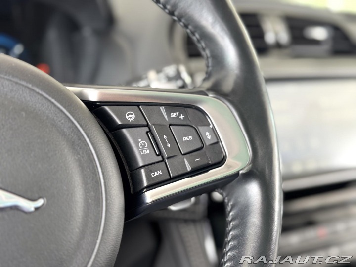 Jaguar F-Pace 30d S*AWD*Max.Výb*Webasto 2017
