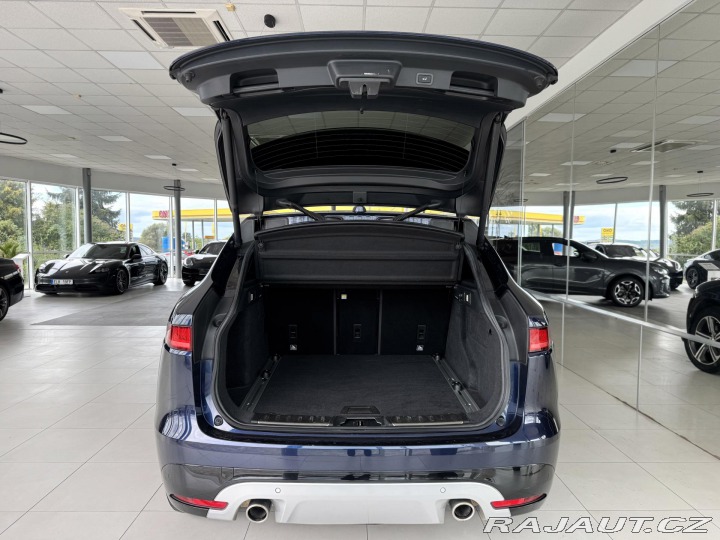 Jaguar F-Pace 30d S*AWD*Max.Výb*REZERVA 2017