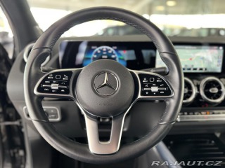 Mercedes-Benz GLA 200d AUT*Distronic*Tažné* 2022
