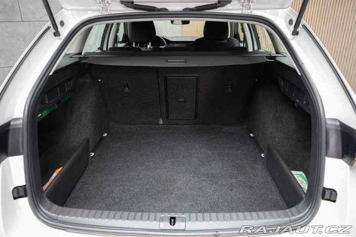 Škoda Octavia 2.0TDI 110kW AMBITION*DPH 2023