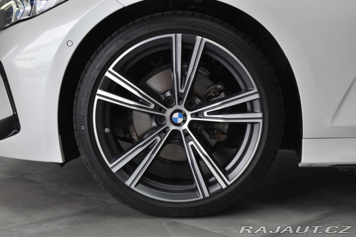BMW 3 320d xD ///M*ZÁRUKA*TAŽNÉ 2024