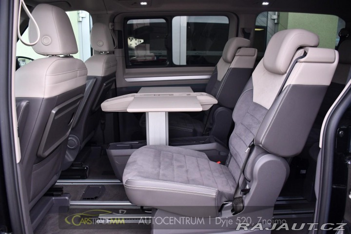 Volkswagen Multivan 2.0TDi REZERVACE 2024