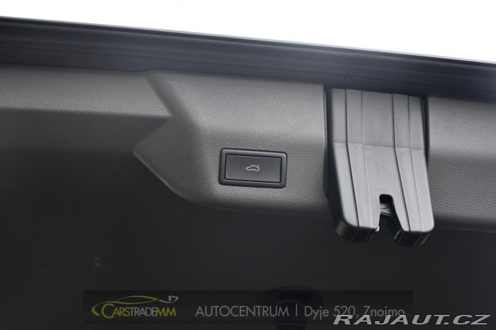 Volkswagen Multivan 2.0TDi REZERVACE 2024