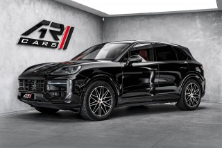Porsche Cayenne black edition, soft Bose,