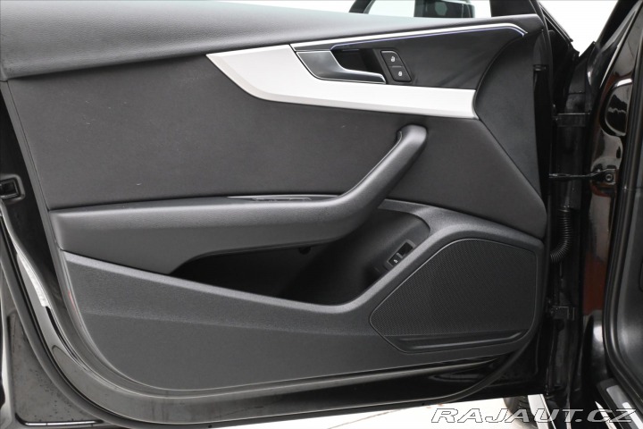 Audi A4 2,0 40TDI 150 kW S-Tronic 2023