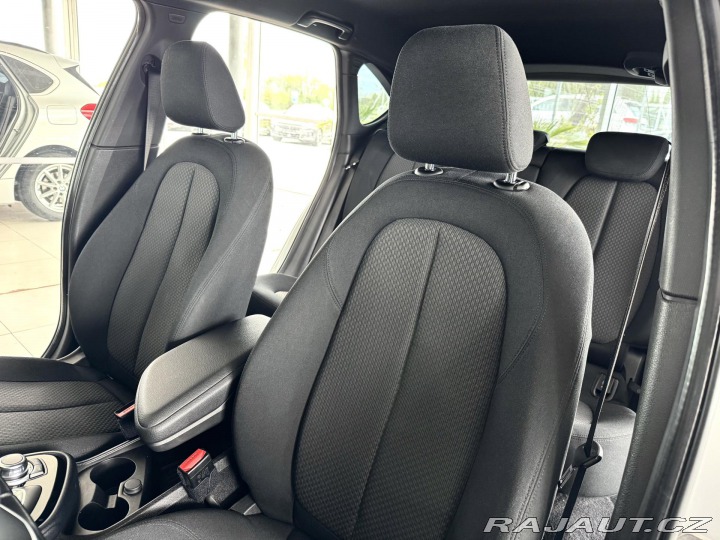 BMW 2 218d 110kW*AT8*LED*Navi*P 2015