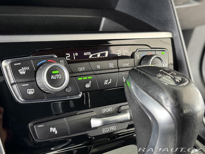 BMW 2 218d 110kW*AT8*LED*Navi*P 2015