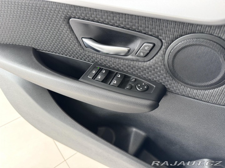 BMW 2 218d 110kW*AT8*LED*Navi*P 2015