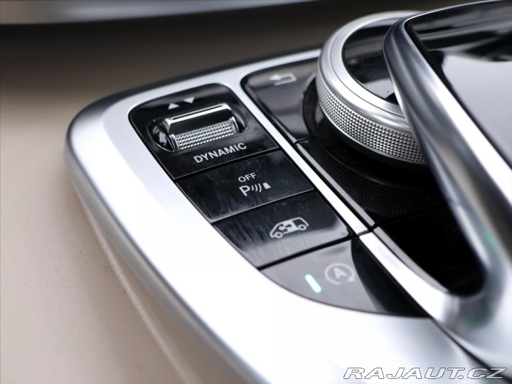Mercedes-Benz V 2,0 300d 176kW CZ DPH 7-M 2020